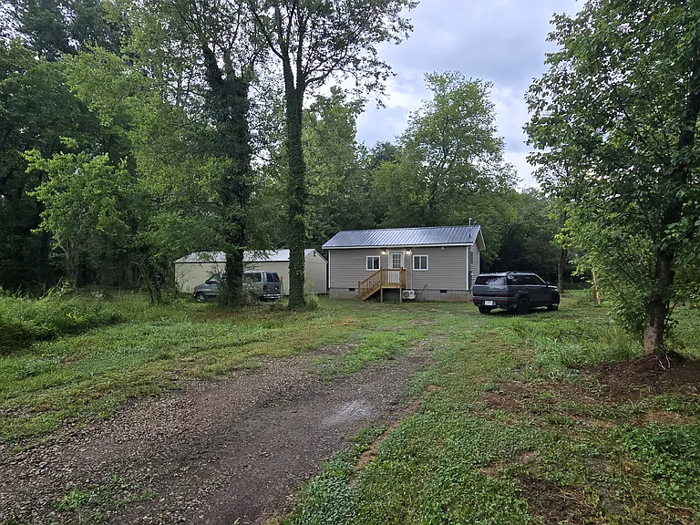 155 Hughes Dairy Rd SE — Photo 17