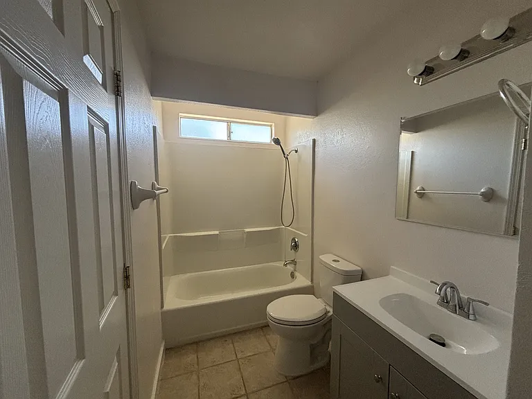 2228 Coolidge Ct — Photo 11