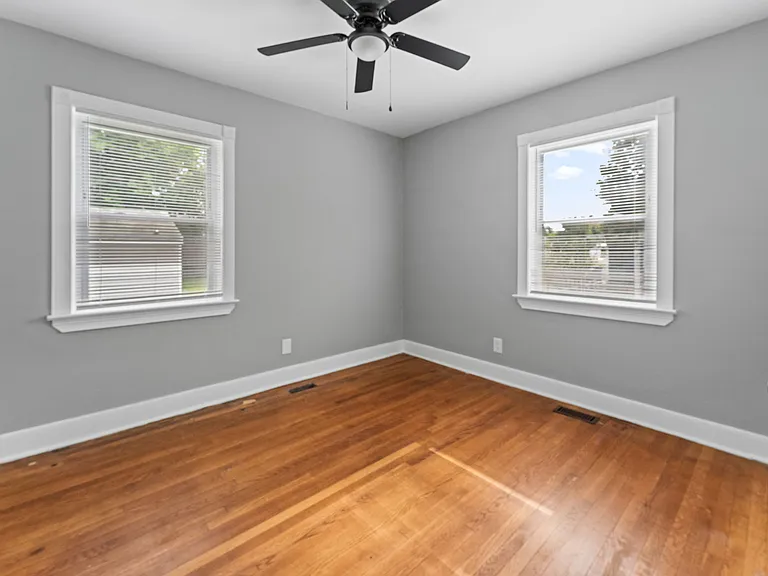 2501 Williams St — Photo 21