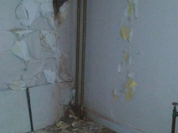 5th image of 2932 W Oxford St