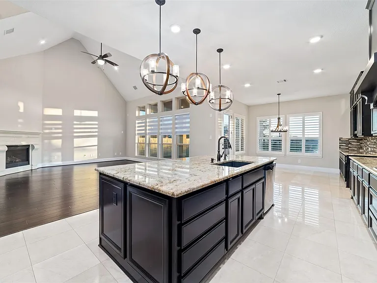 20615 Behrens Pass Ln — Photo 21