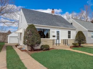 1725 S 55th St, West Milwaukee, WI 53214