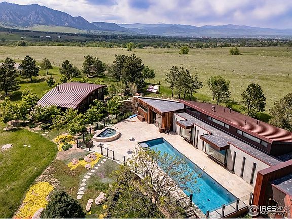 4th image of 1355 S Cherryvale Rd