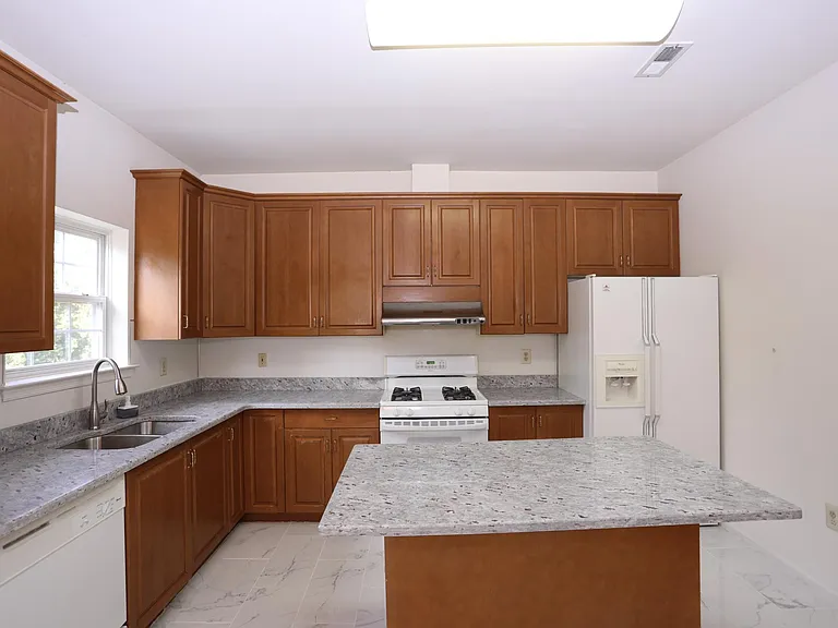 726 Whitetail Cir — Photo 22