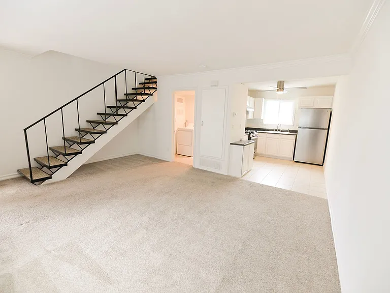 34036 Amber Lantern St — Photo 1