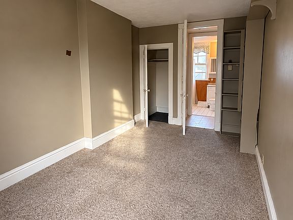 2nd image of 167 2nd St Unit 4