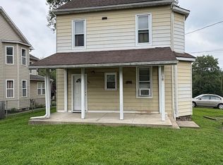 147 N Main St FLOOR 1, Douglassville, PA 19518