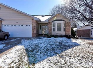 3103 Shady Oak Dr, Saint Charles, MO 63301