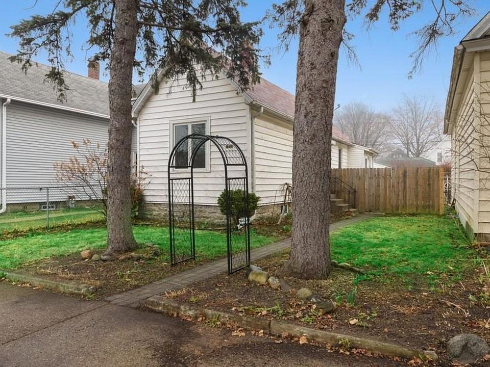 1st image of 1222 Woodbridge St