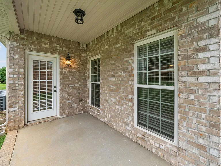 268 Turnberry Cir — Photo 37