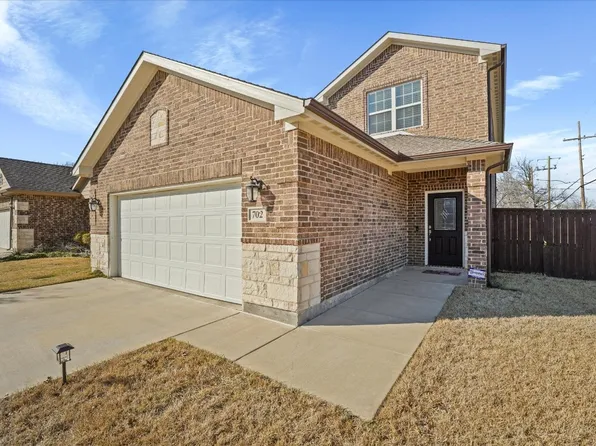 702 W Church St, Grand Prairie, TX 75050