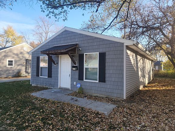 3rd image of 3111 N Tacoma Ave