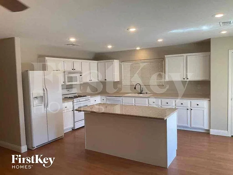 1014 Snow Bunting Ct — Photo 3