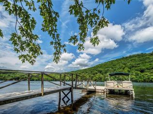 25 Birchbank Rd, Shelton, CT 06484