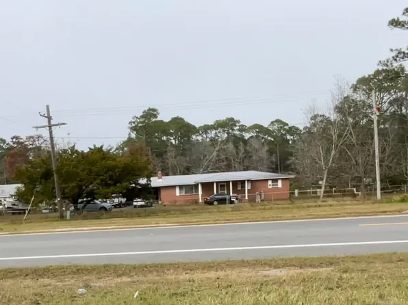 443 Us Highway 98, Apalachicola, FL 32320