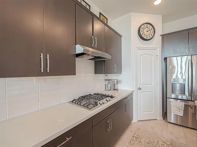 1838 Smithers Landing Dr — Photo 17