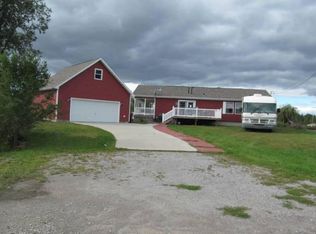 5751 Avalon Dr, Pinconning, MI