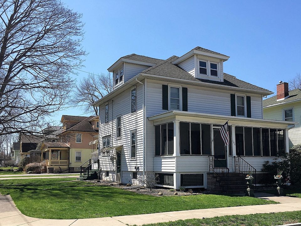 1st image of 106 W Albion St