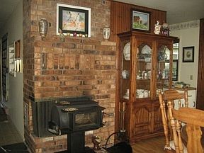2nd image of 407 Thresher Ave