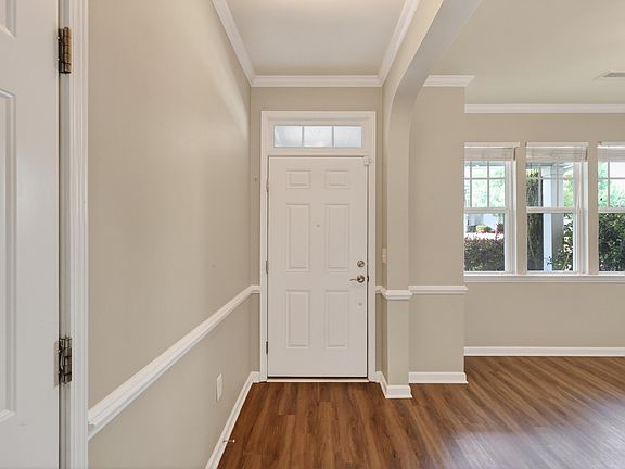 5th image of 357 Hammond Oak Ln