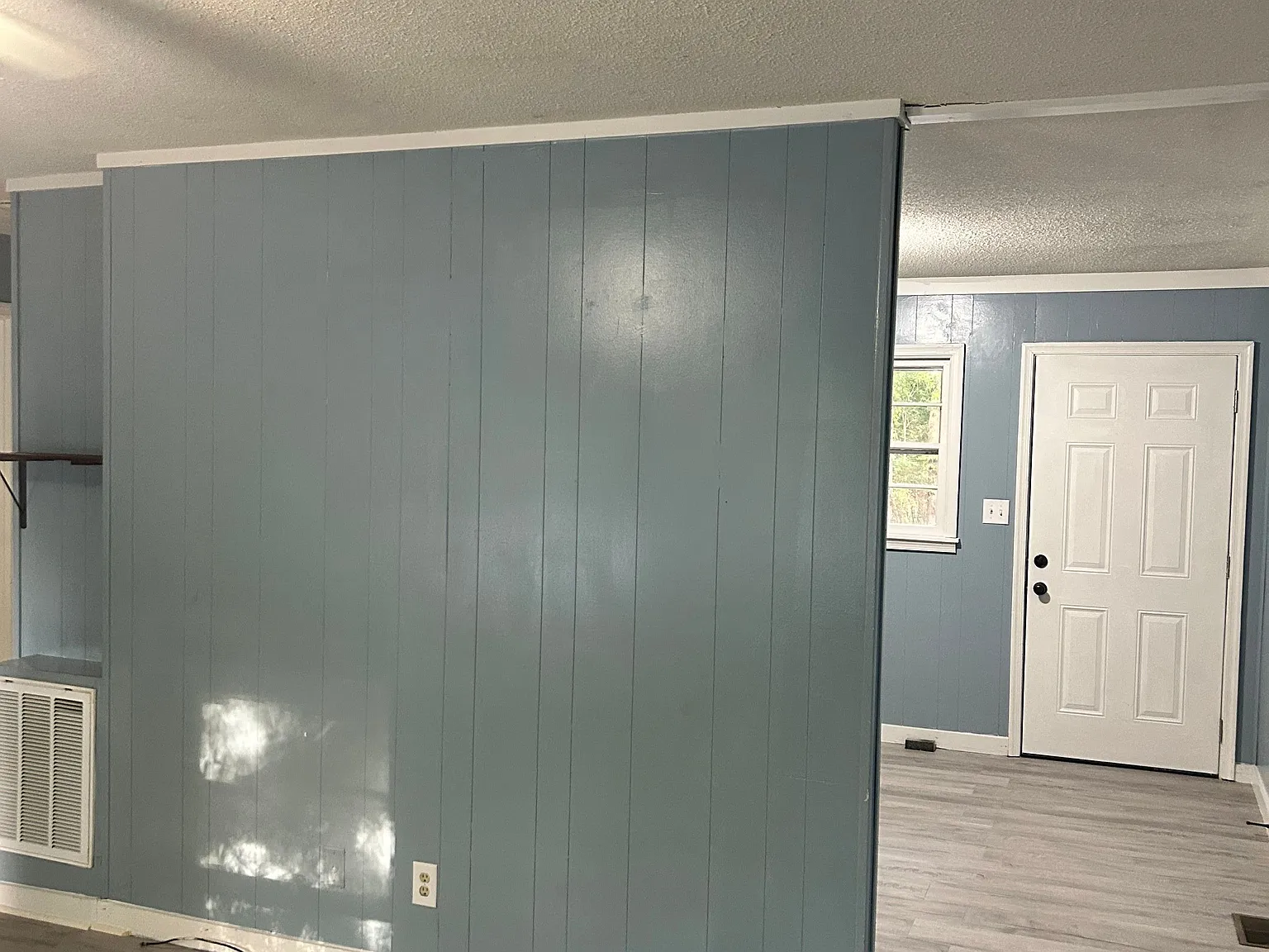 2 bed, 1.0 bath, 707 sqft, $1,100 — Photo 2