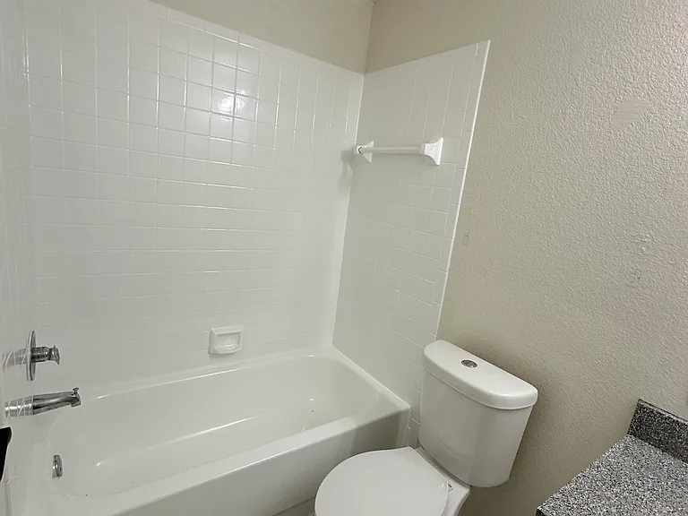 551 Stonewall Way — Photo 11