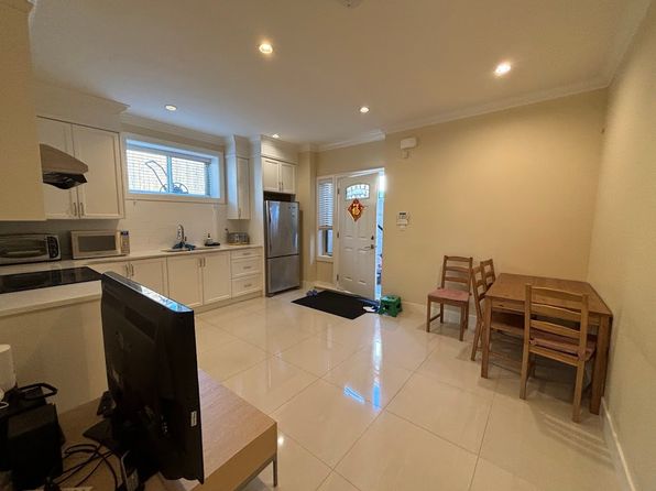 2 bedroom rental in Burnaby — photo 19