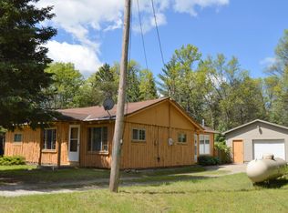 1176 Glennie St, Mio, MI 48647