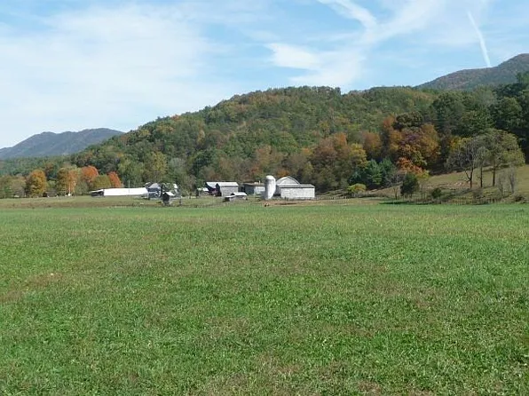 132 Zirk Farm Rd, Milam, WV 26838