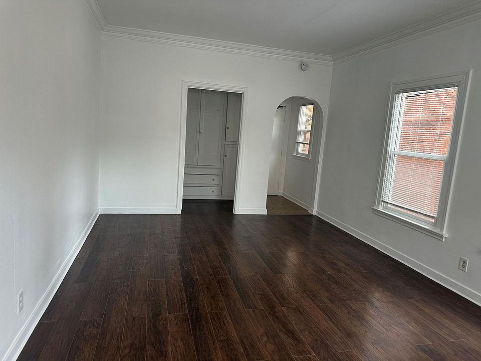 2nd image of 3701 W 1st St #201A