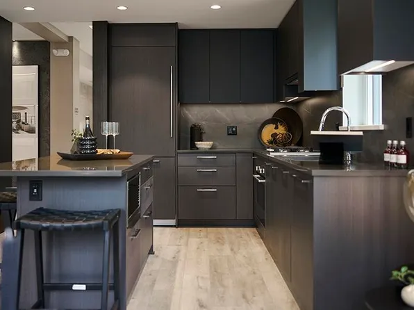5860 Olive Ave #1107, Burnaby, BC V5H 4V6