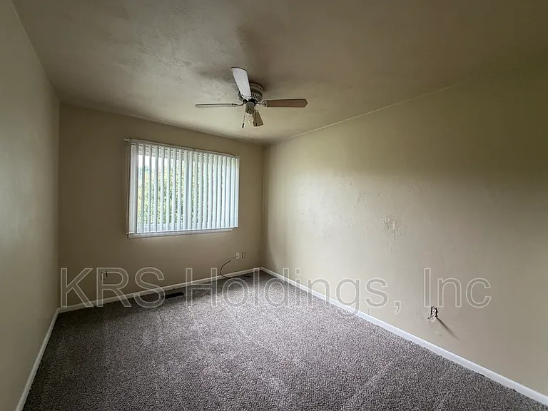 4101 Holly Cove Dr — Photo 9