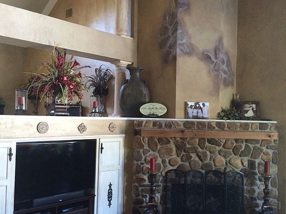 NM river rock fireplace