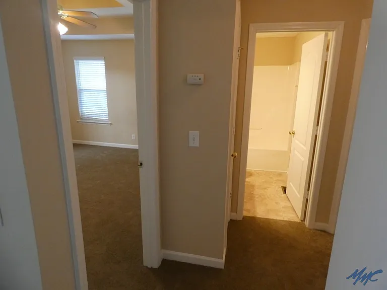 419 Conhocken Ct — Photo 29