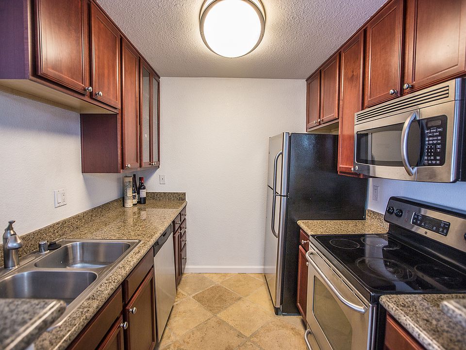 1st image of 706 Teatree Ct