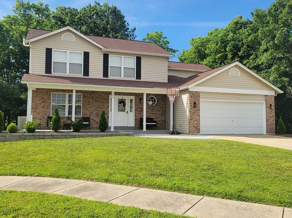 806 Whisper Creek Ct, Wentzville, MO 63385