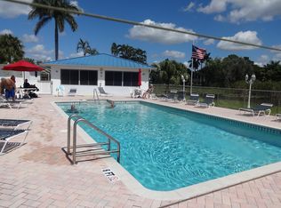 3000 Tamiami Trl N, Naples, FL 34103