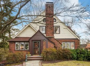 41 Burr Rd, Maplewood, NJ 07040