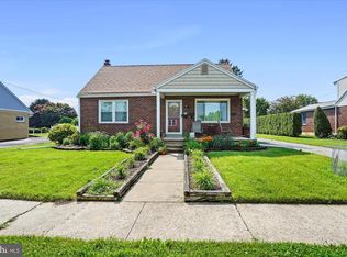2816 Garfield Ave, West Lawn, PA 19609