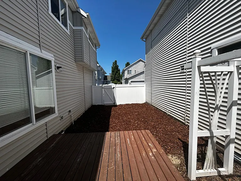 16987 SW Kattegat Dr — Photo 20
