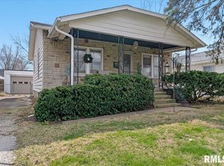 1616 W Washington St, Springfield, IL 62702