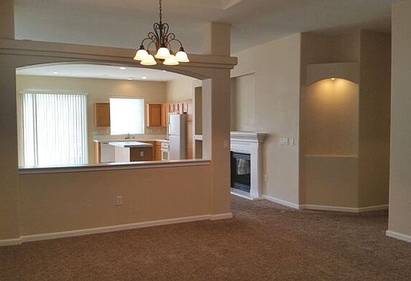 4th image of 3493 Long Dr