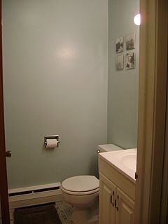 3rd image of 1539 Harlem Ave APT 2W