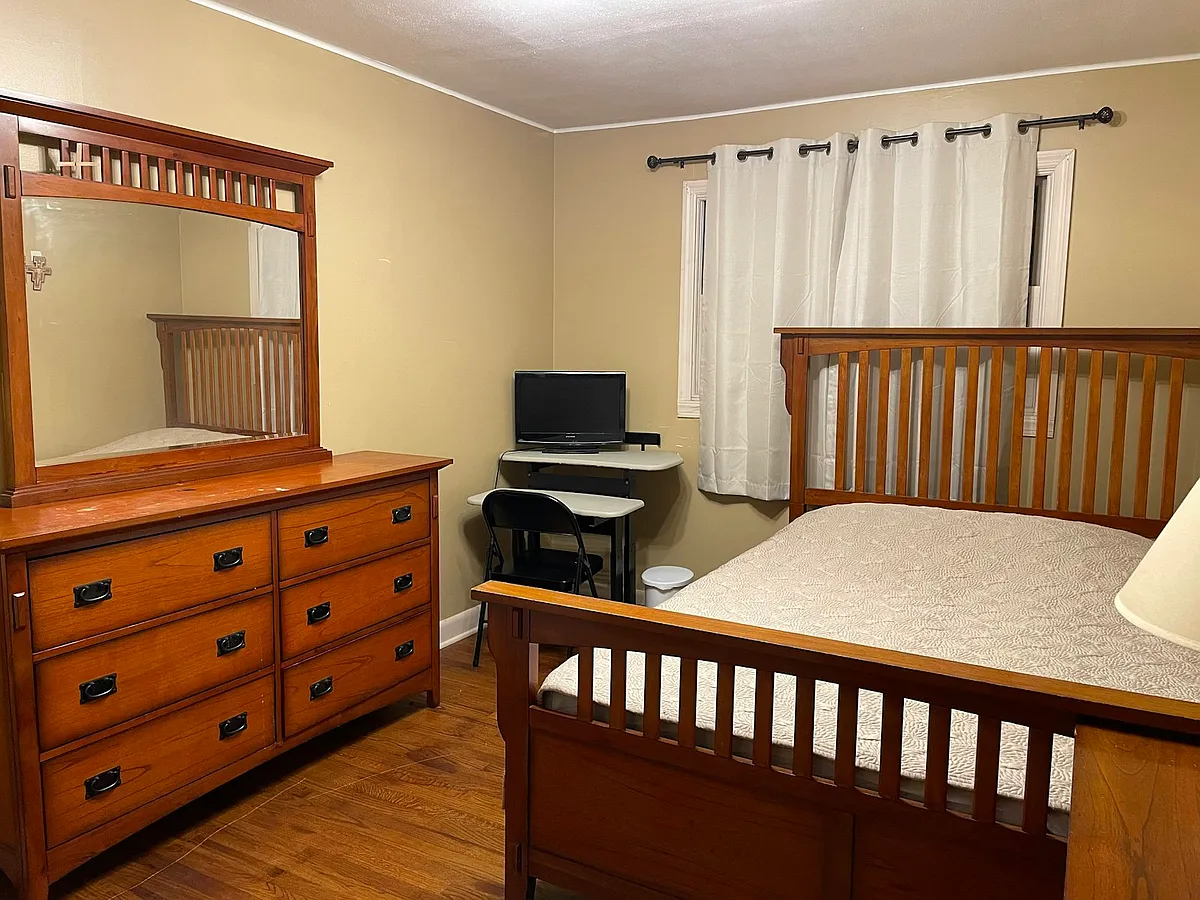 Building Photo - 132 Boulevard #1