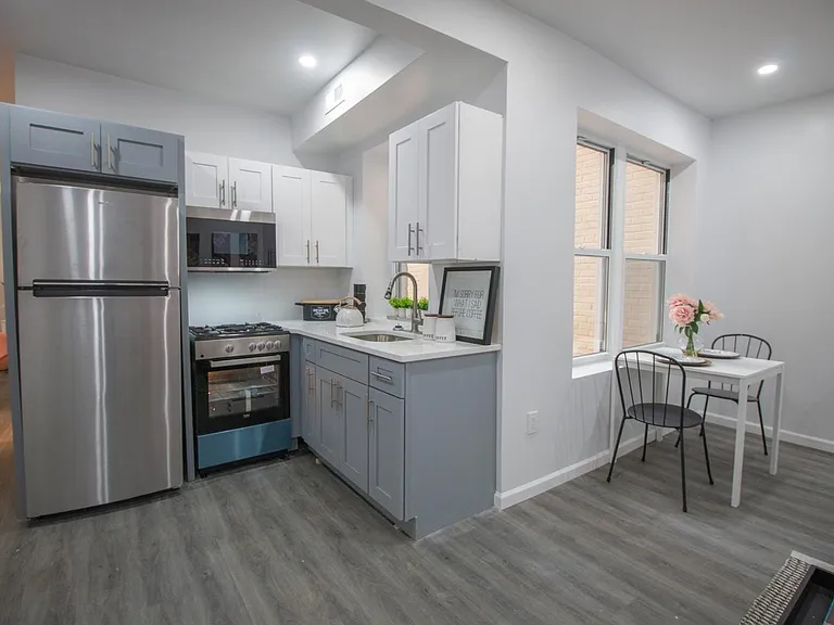 212 Atlantic Ave #A3 — Photo 2