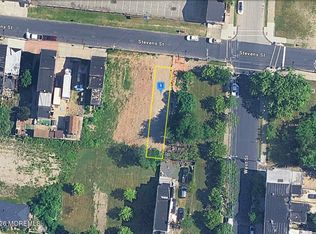 422 Stevens St, Camden, NJ 08103