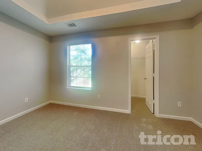 222 Southwind Ln — Photo 14
