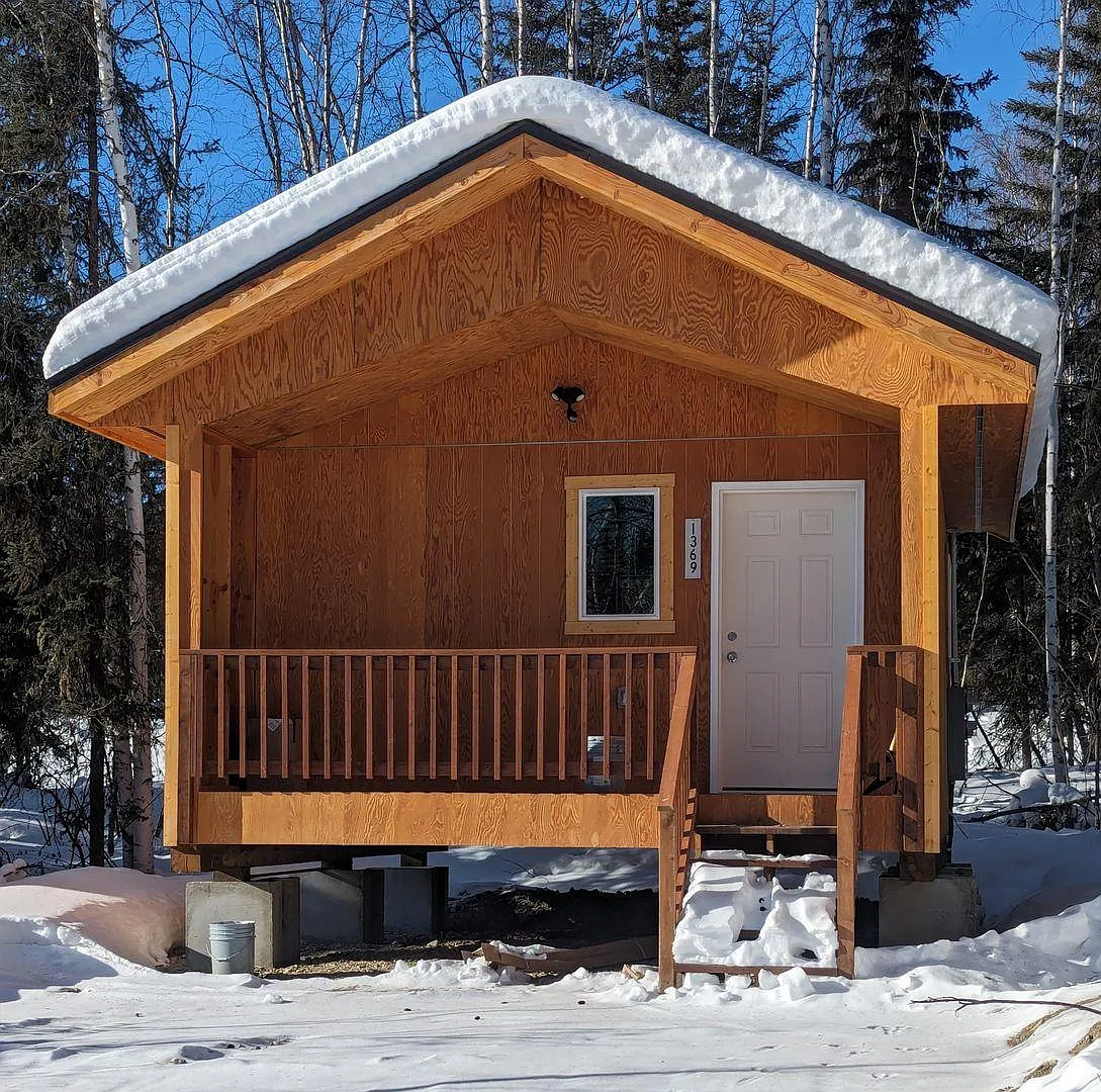 Studio, 320 sqft, $750 — Photo 1