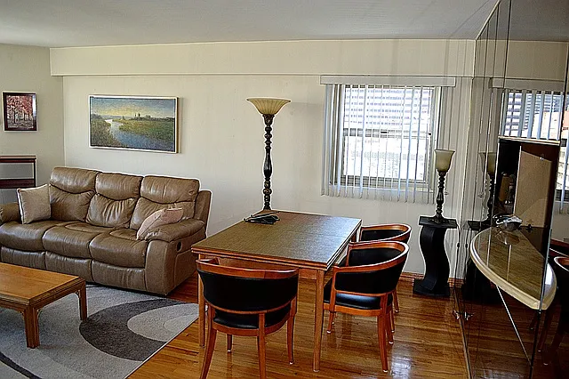 1 bed, 840 sqft, $2,650 — Photo 2