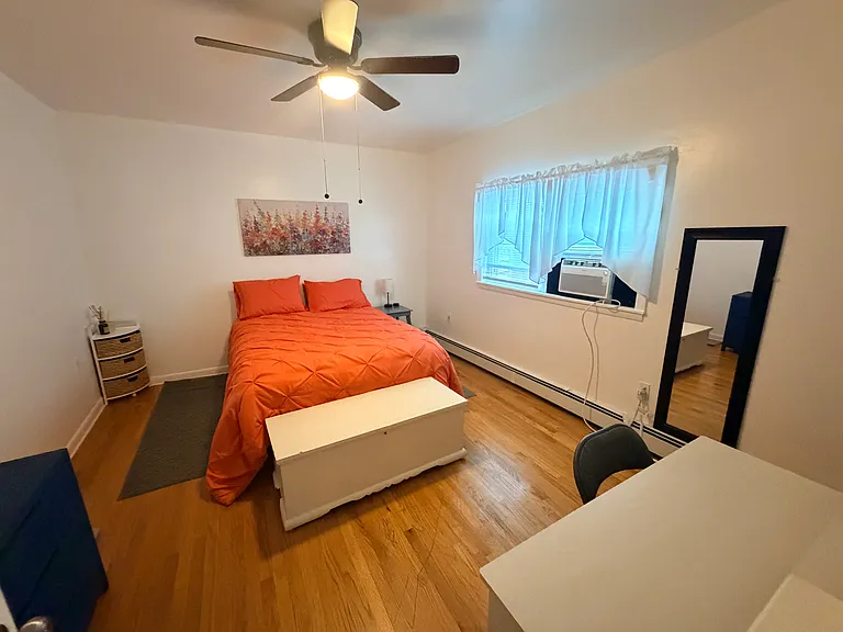 42 Newby Ave — Photo 7